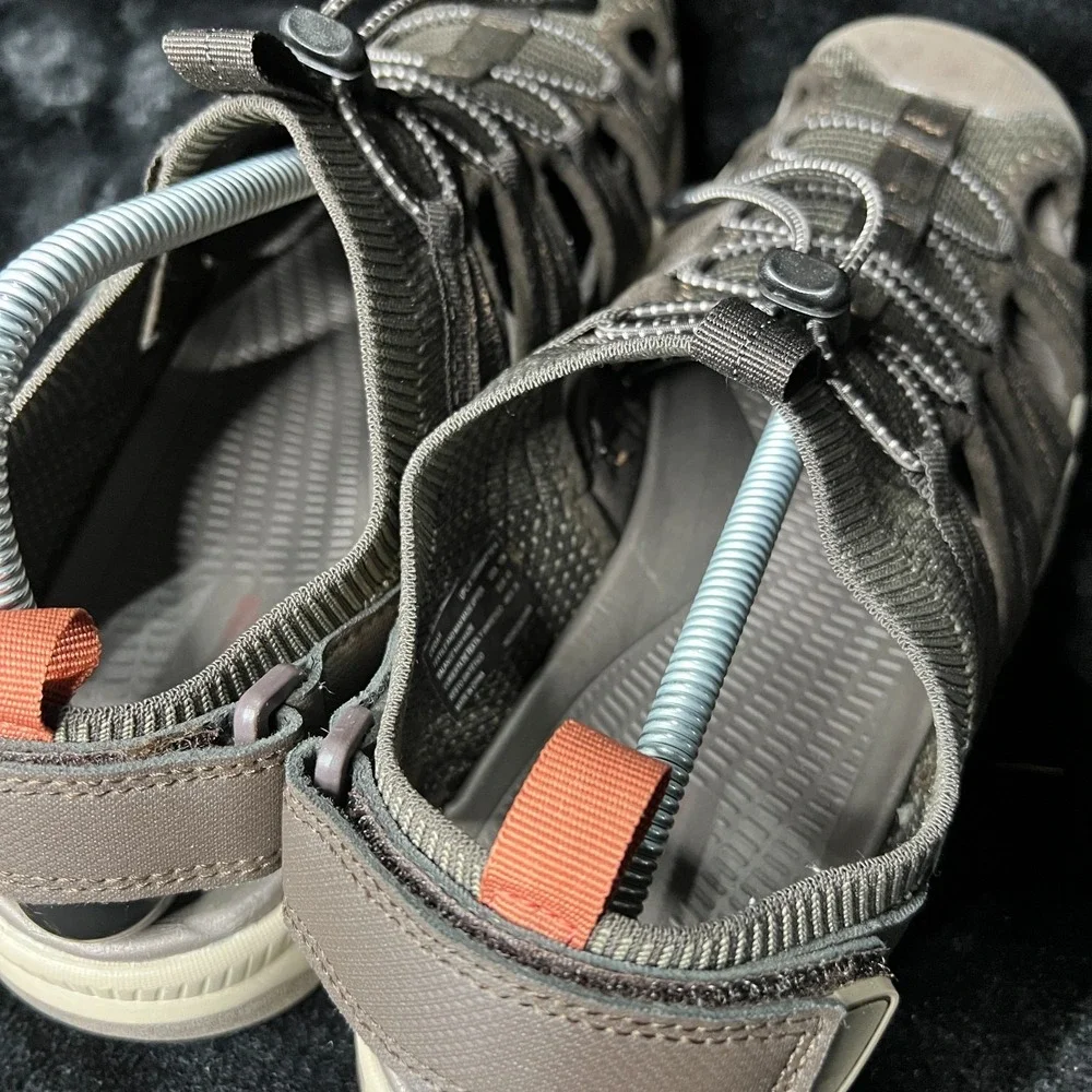 Eddie Bauer Lightweight & Bungee Laced Cedar Men 10 Fisherman Brown Water Sandal